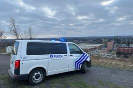 Twee politiemedewerkers gewond bij incident van fysieke agressie in Dwarsstraat in Beringen